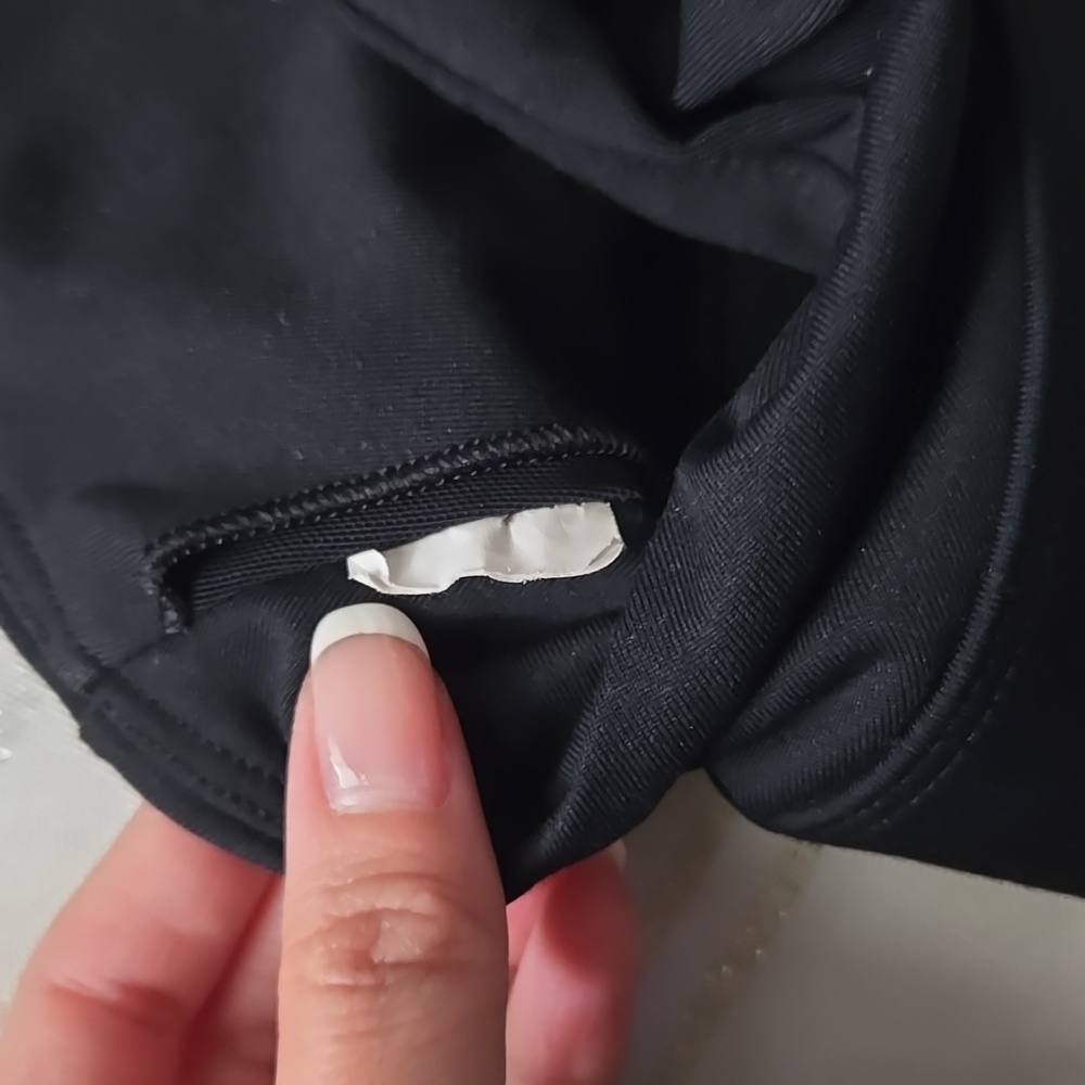 Fabletics Black Oasis Bra - Picture 8 of 10